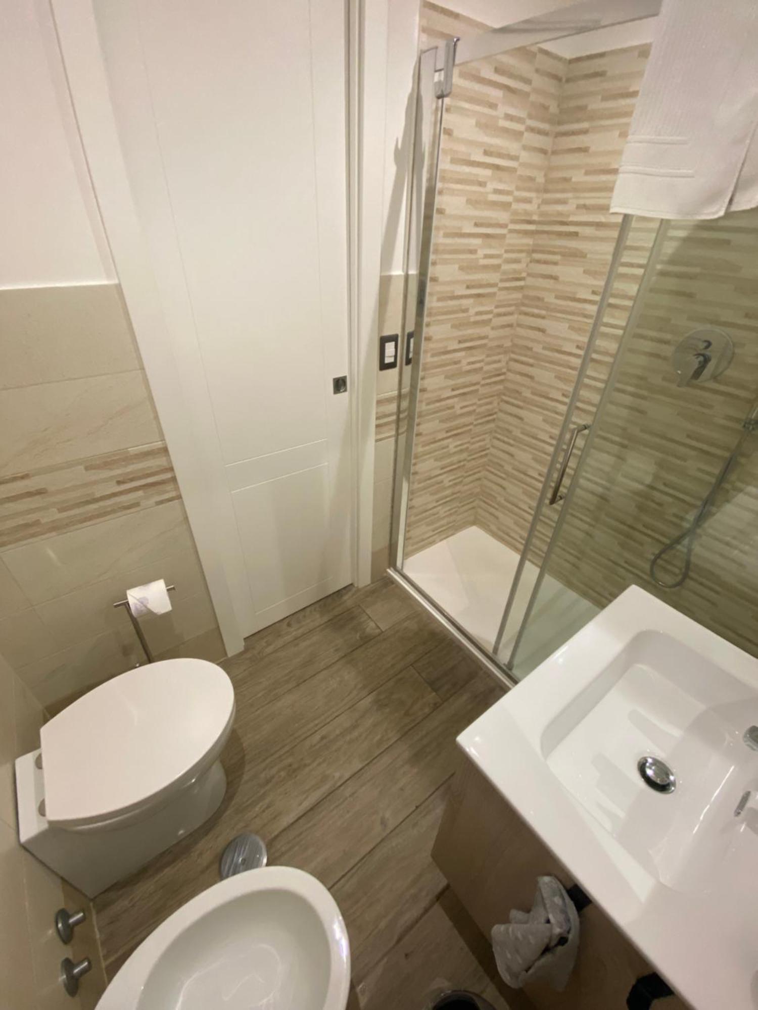 Bed and Breakfast Domus Cinecitta Roma Exterior foto